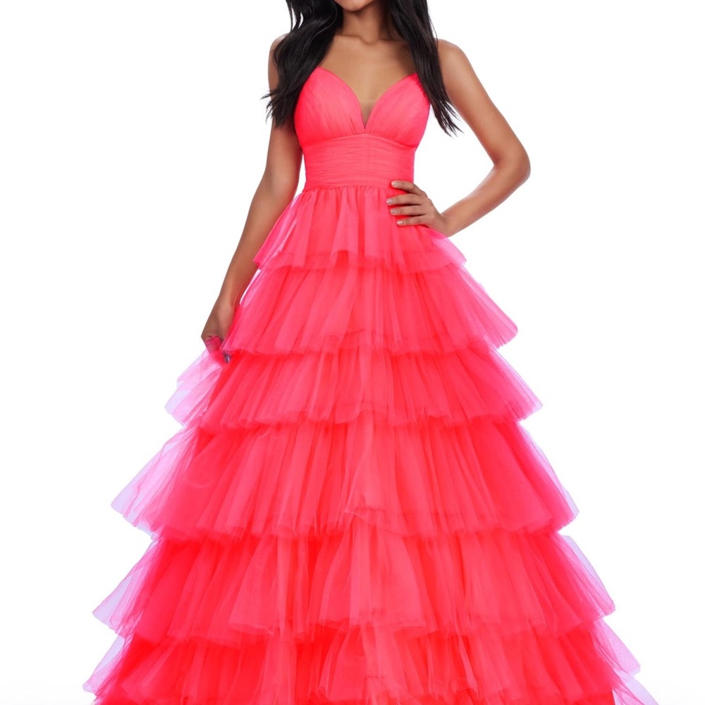 Vibrant Coral-Pink Tiered Tulle Prom Dress